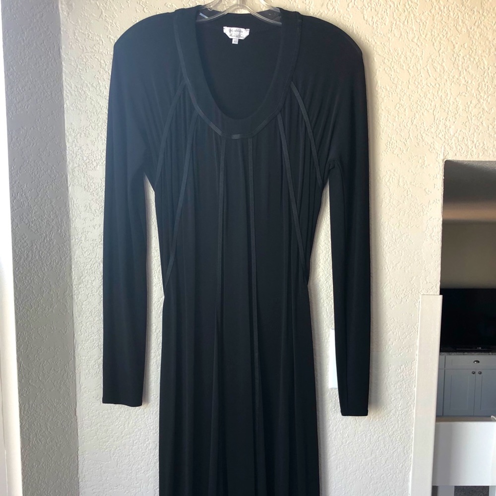 🇮🇹 MaxMara Italy long sleeve black dress size 42